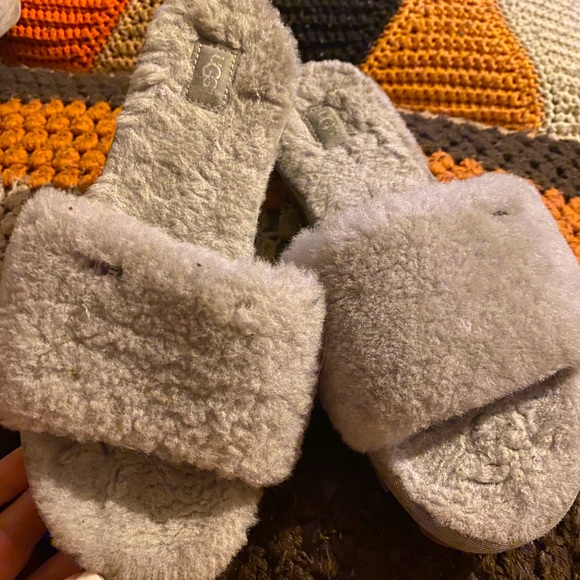 UGG Shoes - Ugh slippers
